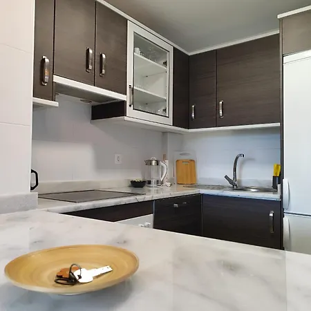 Happy Days Apartment *