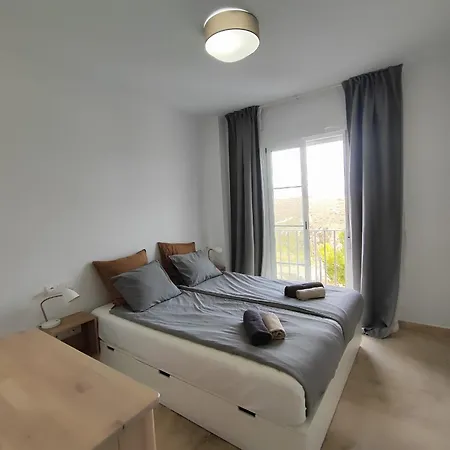 Happy Days Apartment